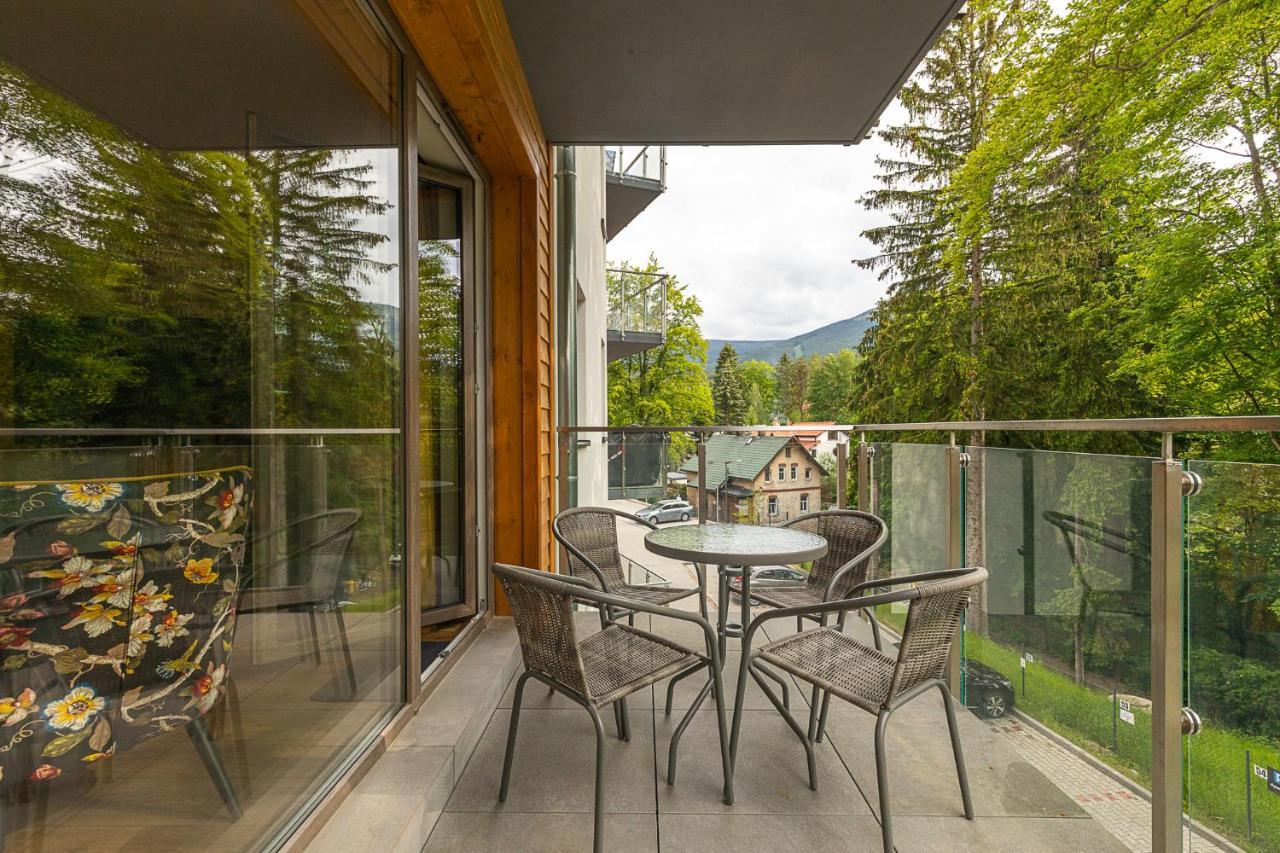 Rentplanet - Apartamenty Stone Hill シクラルスカ・ポレンバ エクステリア 写真