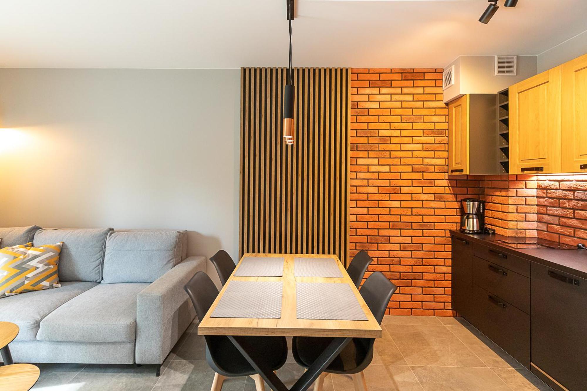 Rentplanet - Apartamenty Stone Hill シクラルスカ・ポレンバ エクステリア 写真