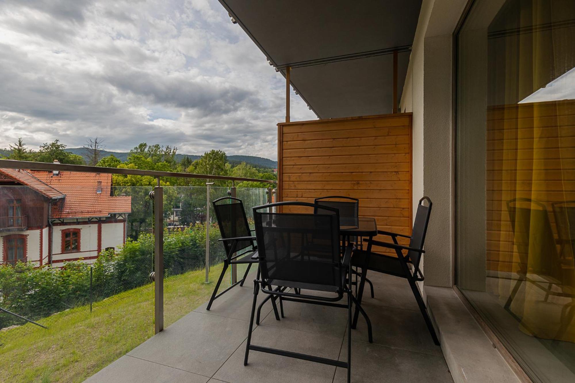 Rentplanet - Apartamenty Stone Hill シクラルスカ・ポレンバ エクステリア 写真