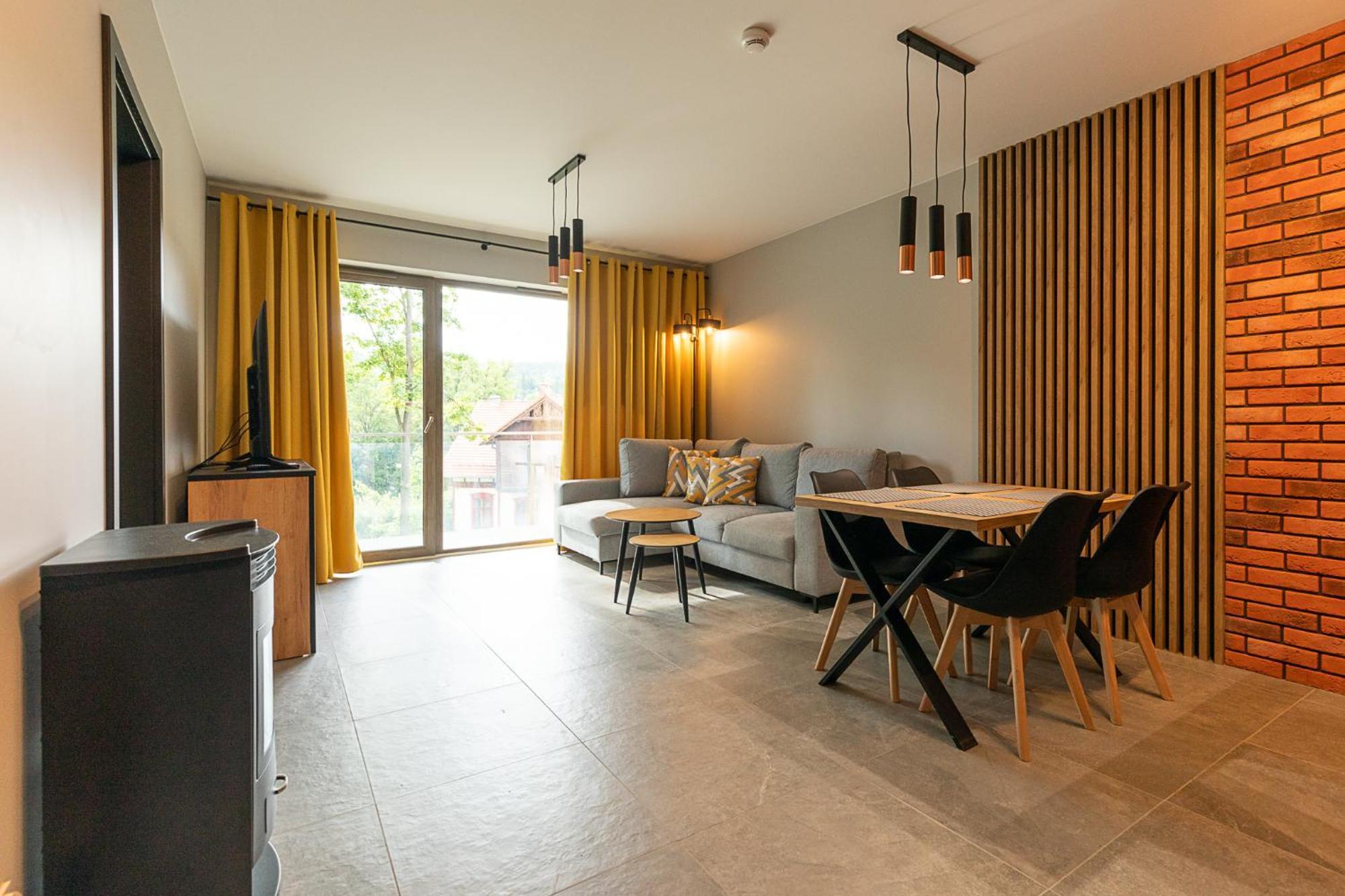 Rentplanet - Apartamenty Stone Hill シクラルスカ・ポレンバ エクステリア 写真