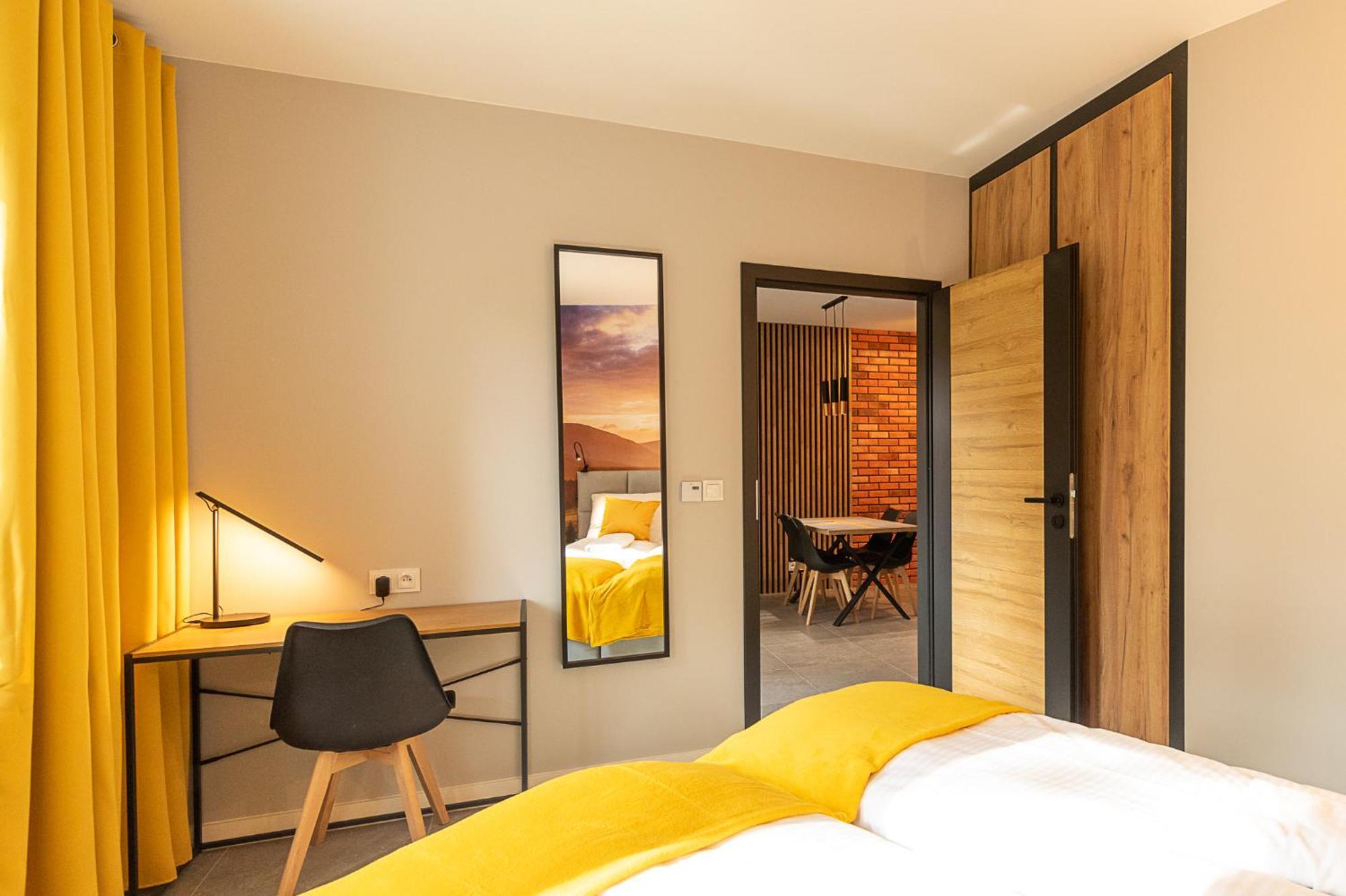 Rentplanet - Apartamenty Stone Hill シクラルスカ・ポレンバ エクステリア 写真